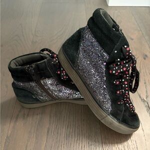 Clark’s girls designer shoes sz 1 EUC worn 2x ret $239